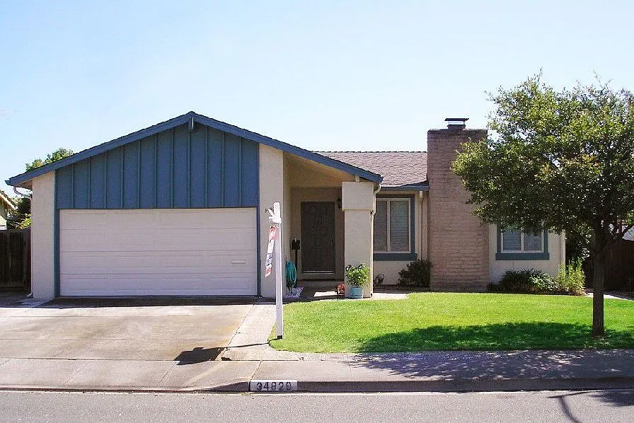 34829 Begonia St photo 1