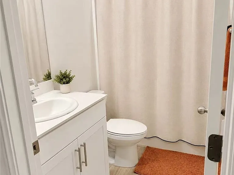 32904 Earlsburn Cir — Photo 11