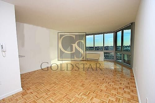 4th image of 4310 Crescent St APT 2303