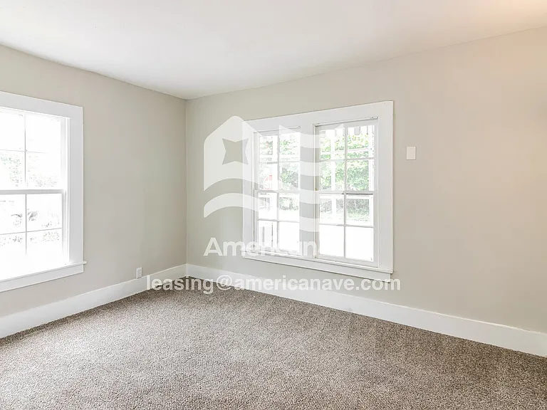 973524_013_bedroom_13.jpg
