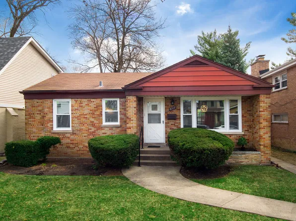 8727 Hamlin Ave, Skokie, IL 60076