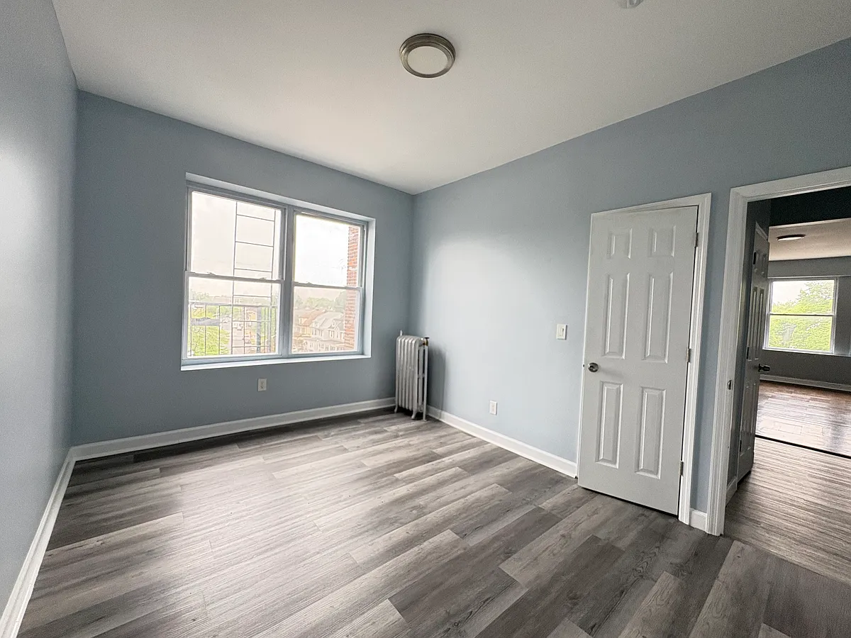 Building Photo - 6 N 21st St #40