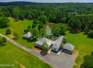 241 A Highland Hills Ln, Flora, MS 39071