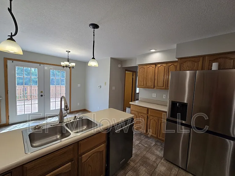 4710 Donald Dr — Photo 16