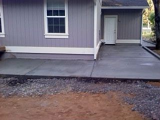 New concrete patio