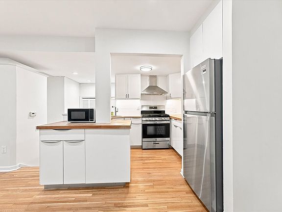 2nd image of 80 Bloomfield St #1B
