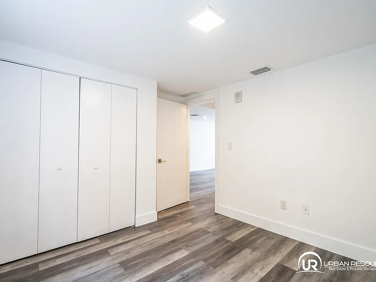 1985 Bay Dr #107 — Photo 15