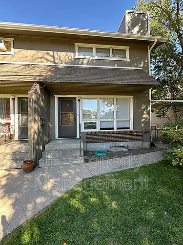 919 1st Ave SW Photo 1 919 1st Ave SW Photo 1