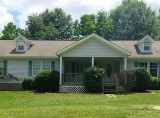 8 Deer Ridge Rd, Laurel, MS 39443