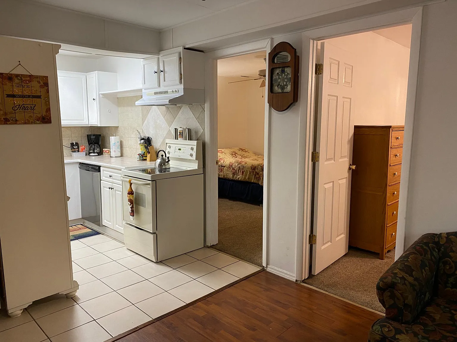 2 bed, 850 sqft, $1,890 — Photo 3