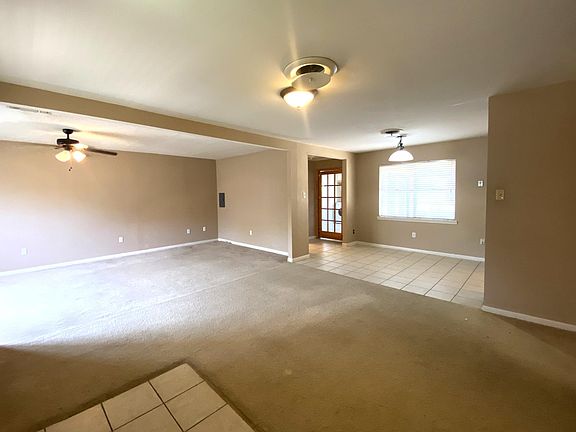 2nd image of 2508 Live Oak Dr