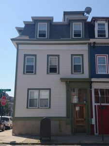 779 E 6th St #3, South Boston, MA, 02127