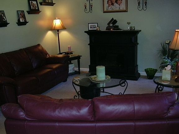 Front living room to relax in
