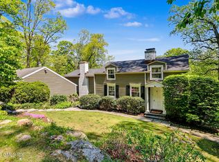 24 Hardscrabble Rd, Greenwich, CT 06831