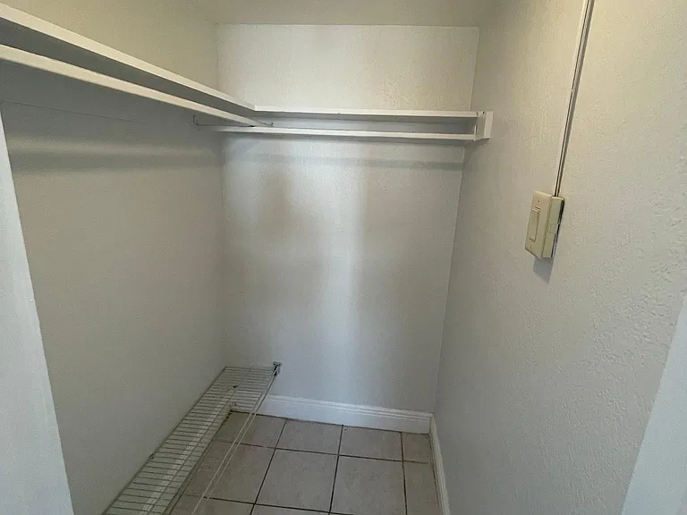 797 W Lancaster Rd #F82 — Photo 13