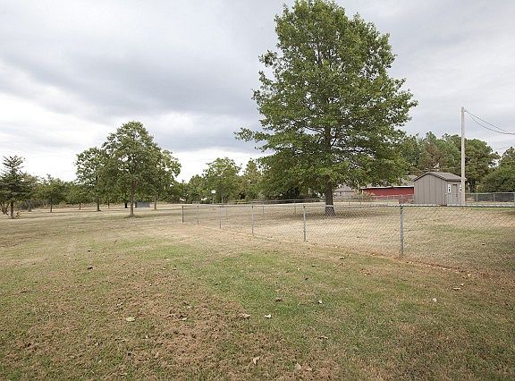 2.5 acres just 1 mile to Tulsa Hills