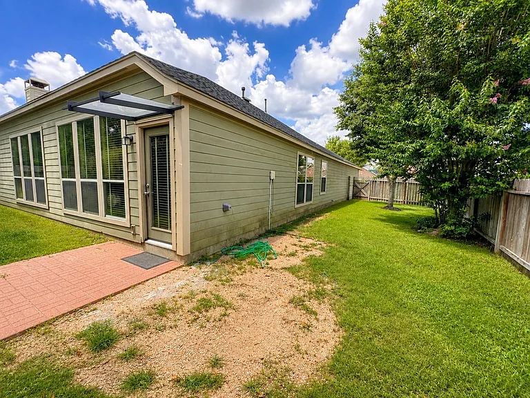 12018 Grace Hall Dr — Photo 13