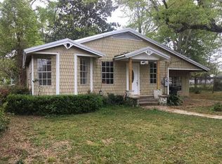 457 3rd Ave, Chickasaw, AL 36611