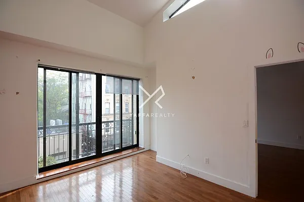 Rented by Yaffa Realty LLC | media 2