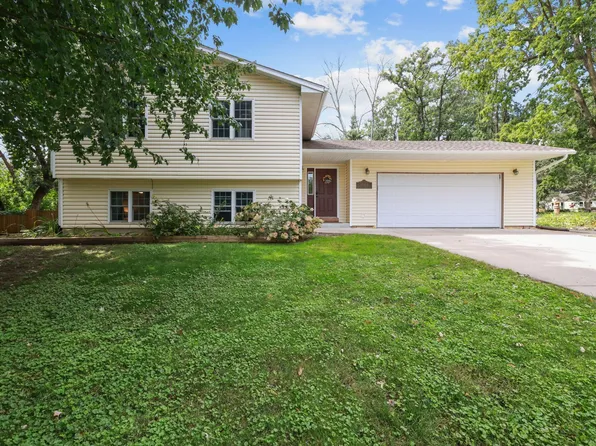 14404 Osage St NW, Andover, MN 55304