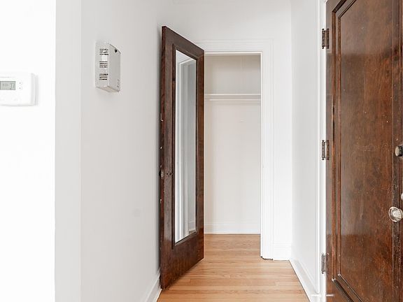 3rd image of 5805 N Richmond St #1N