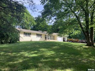 6455 Horse Barn Rd, Pleasant plains, IL 62677