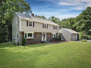 2 Harrington Way, Manchester, MA 01944