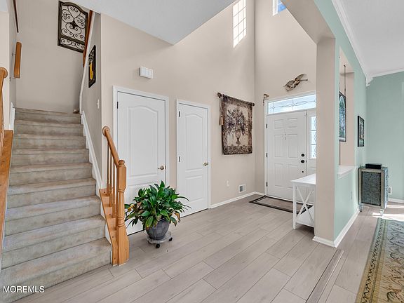 2nd image of 15 Amberlands Court