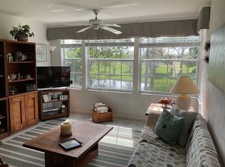 1408 Palm Beach Trace Dr, Royal Palm Beach, FL 33411
