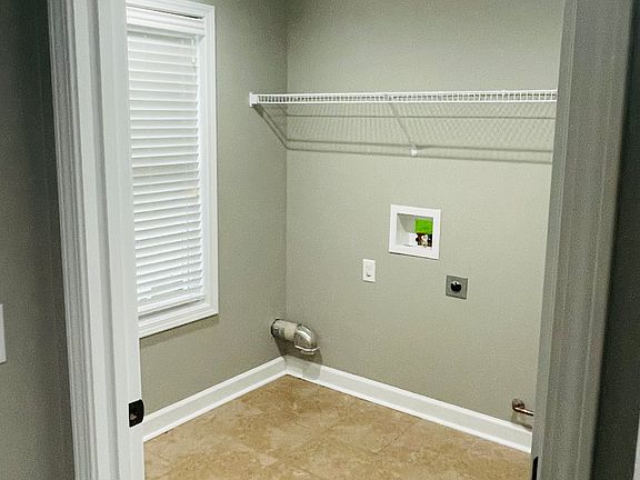4th image of 706 Derby Dr #706