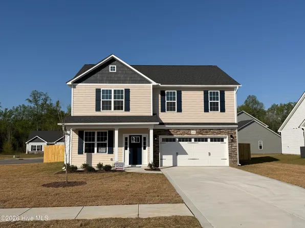 228 Watercress Lane, Raeford, NC 28376