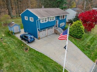 36 Deer Path Dr, Mount Olive Twp., NJ 07836