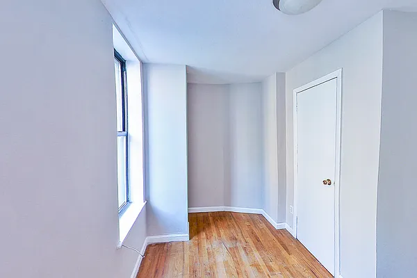 Rented by Highline Residential | media 9