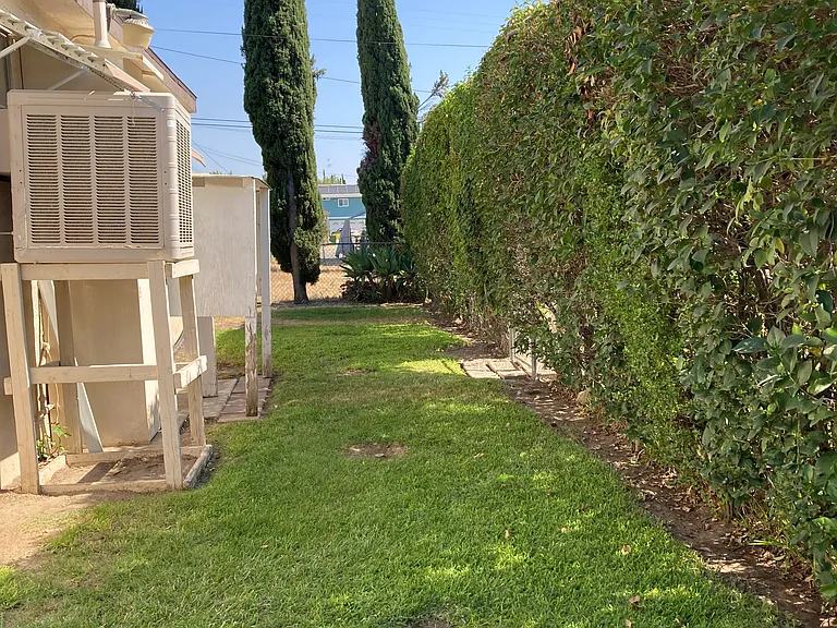 1376 Chrysolite Ave — Photo 11