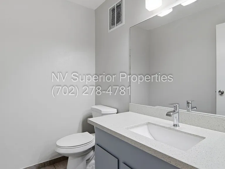 2274 E Desert Inn Rd — Photo 14