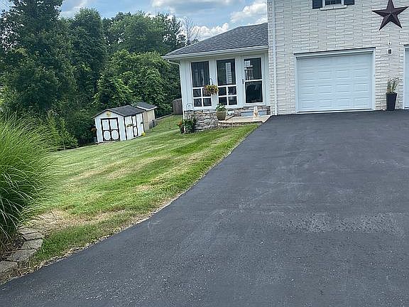 4th image of 201 Homewood Dr