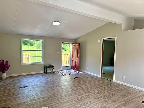5th image of 349 Mankins Addition Rd
