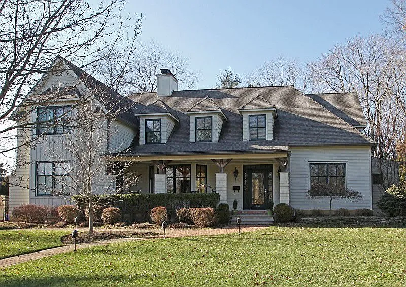 63 Silverbrook Rd photo 1
