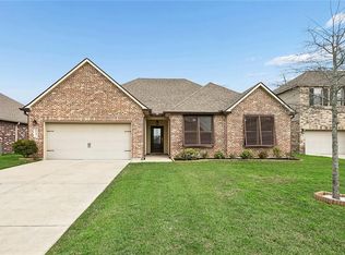 945 Channel Bend Ct, Slidell, LA 70461