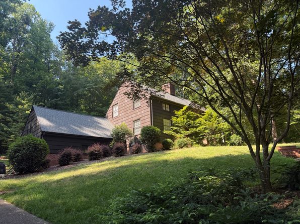 914 Coker Dr