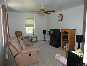 5th image of 1 Woodside Dr