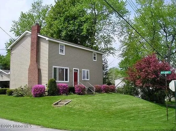 70 Wesleyan Avenue, Amsterdam, NY 12010