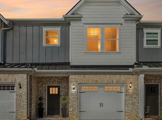 5734 Cloverwood Dr, Rockvale, TN 37153