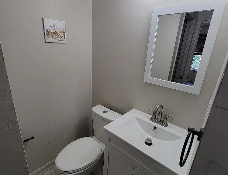 19 W Grady St #7 — Photo 7