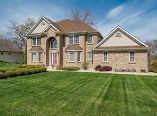 860 Falcon Point Pl, Rockton, IL 61072