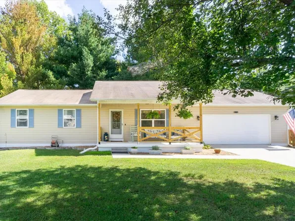 2203 Meadowview Dr, Jamestown, TN 38556