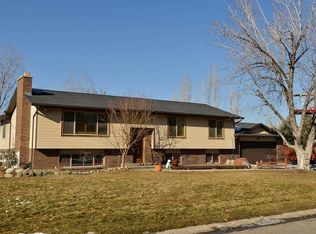 10922 S Whirlaway Ln, Sandy, UT 84092
