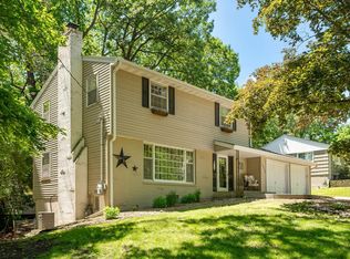 19555 Shady Hills Rd, Shorewood, MN 55331