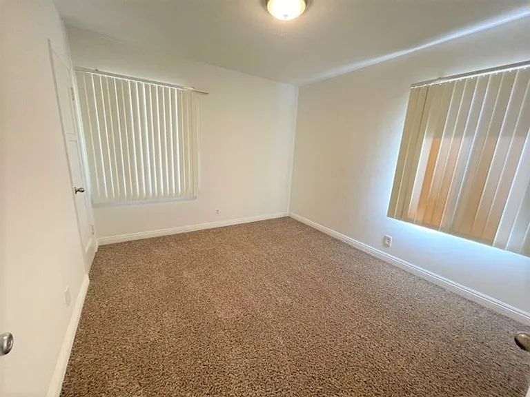 5703 Silva St #5703 — Photo 15