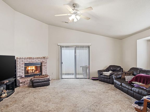 4th image of 1260 Windsor Ct